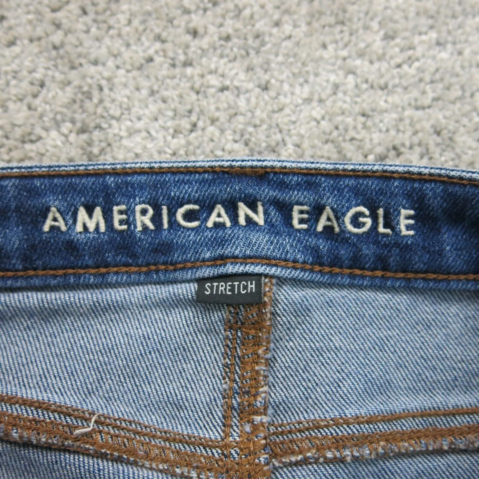 American Eagle Womens Jeans Tapered Leg Mid Rise Distressed Cotton Blue Size 4