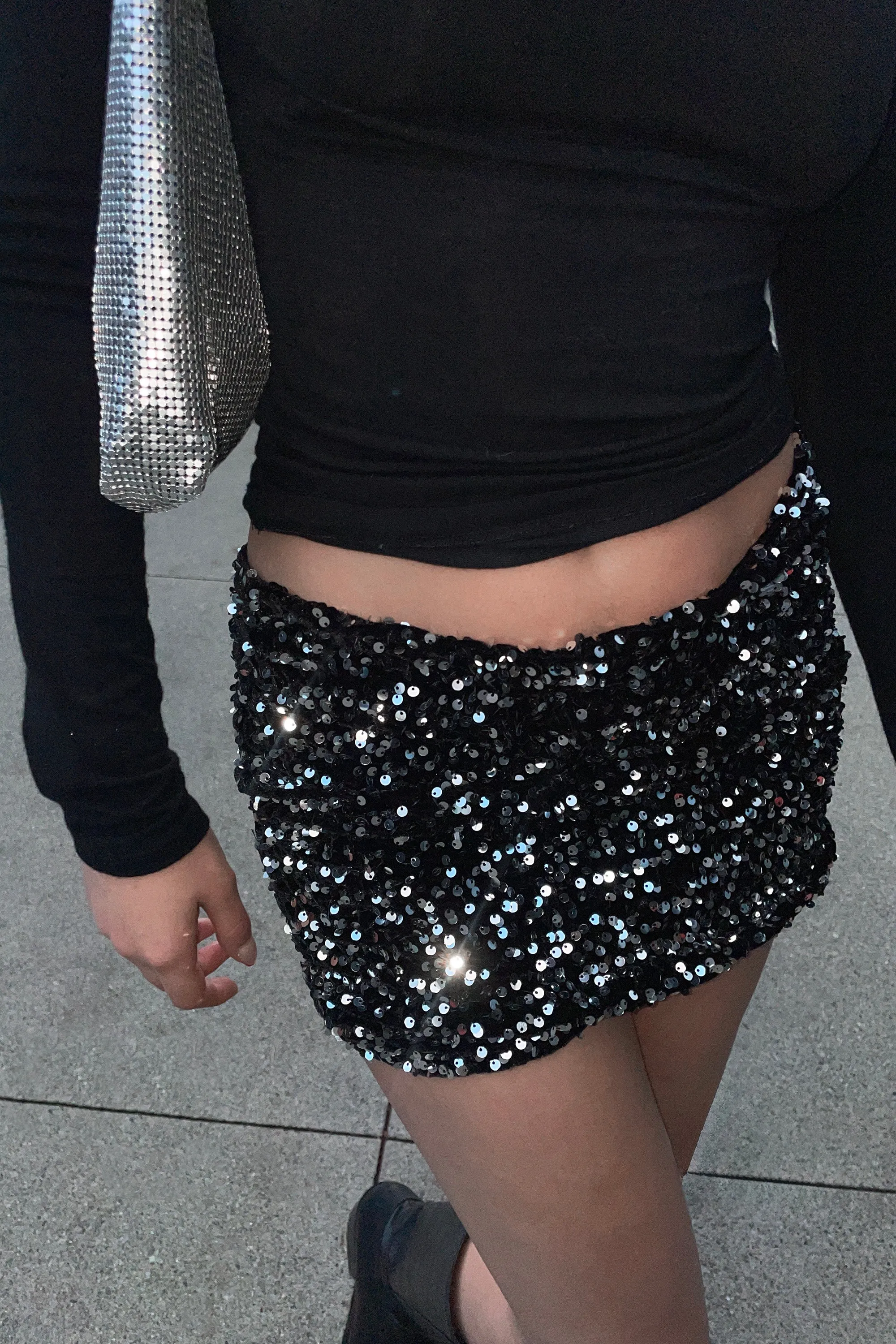 SEQUINED MINI SKIRT